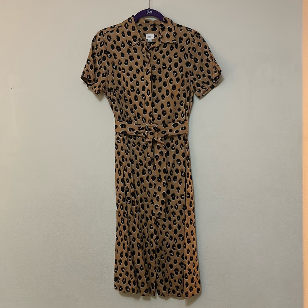 A new day, animal print midi dress, size XS It has belt and pockets